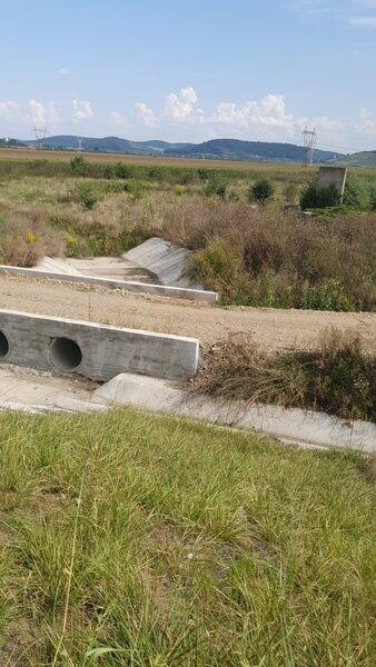 Ungheni - Investitie teren Spatiu Industrial - acces Autostrada Transilvaniei